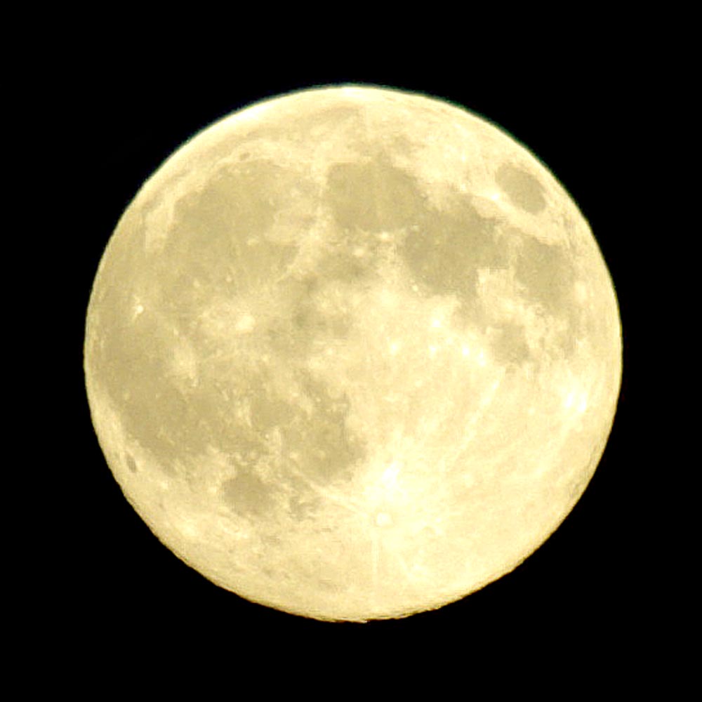 photo of full moon