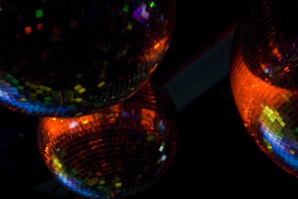 mirror balls with colors