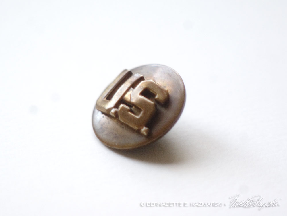 US army pin